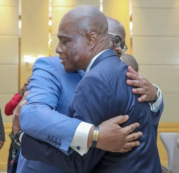 RDC : reçu par Tshisekedi, l'opposant Martin Fayulu propose de "créer un camp de la patrie"