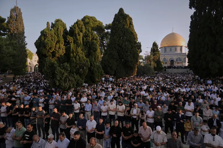 La police israélienne arrête l'imam de la mosquée Al-Aqsa, Mohammed al-Abbasi