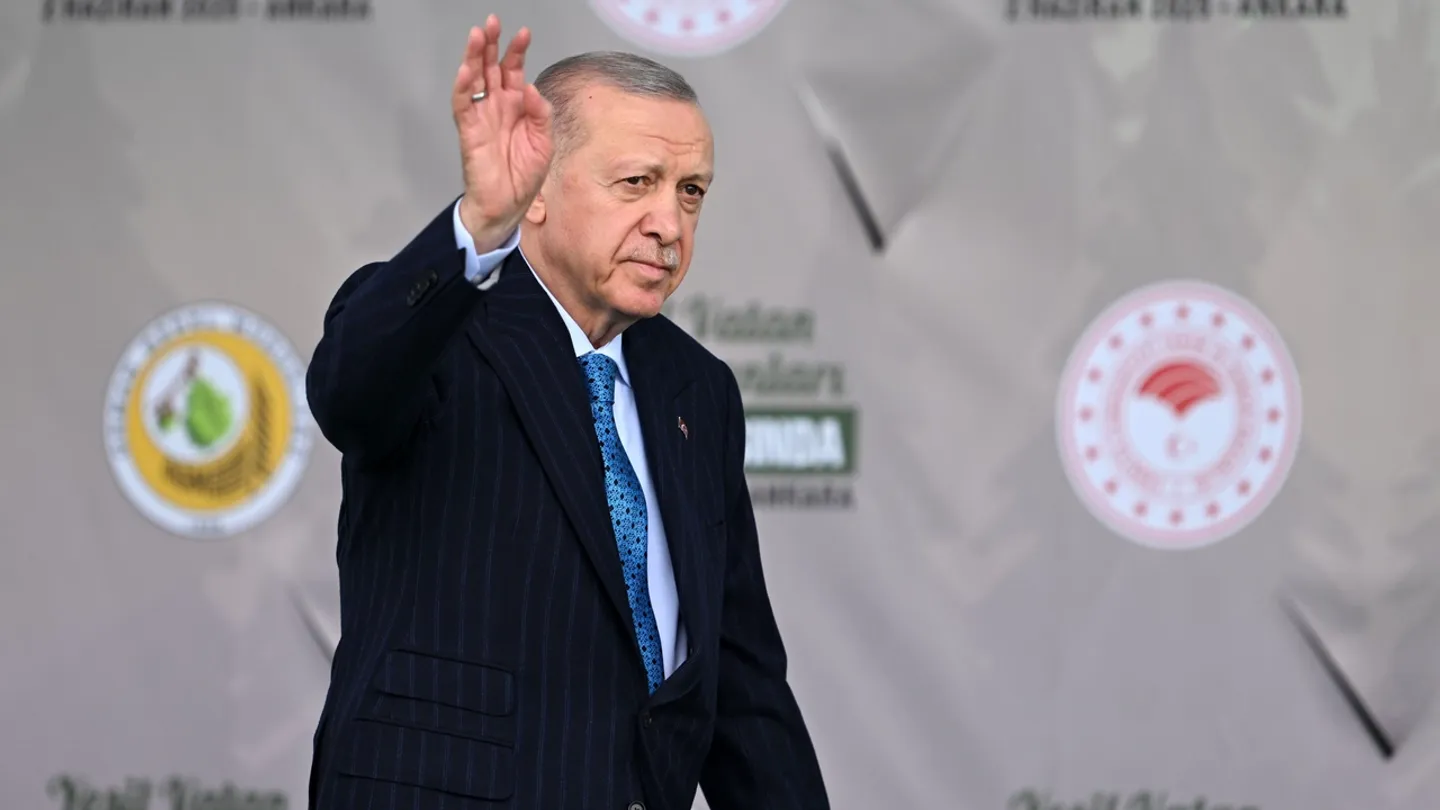 أردوغان يهنّئ المسلمين وحجاج بيت الله الحرام بحلول عيد الأضحى المبارك