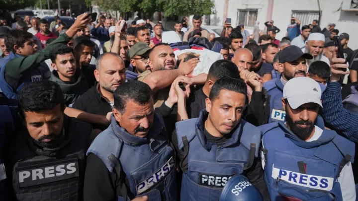 آخرهم أحمد قلجة.. المكتب الإعلامي بغزة يعلن استشهاد 226 صحفياً منذ بدء العدوان الإسرائيلي على القطاع