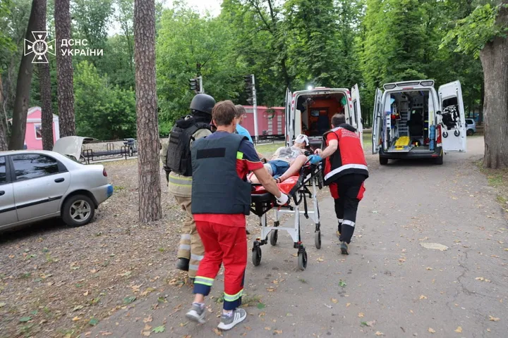 Russian air strike on Kharkiv kills one, wounds over 40: Zelenskyy