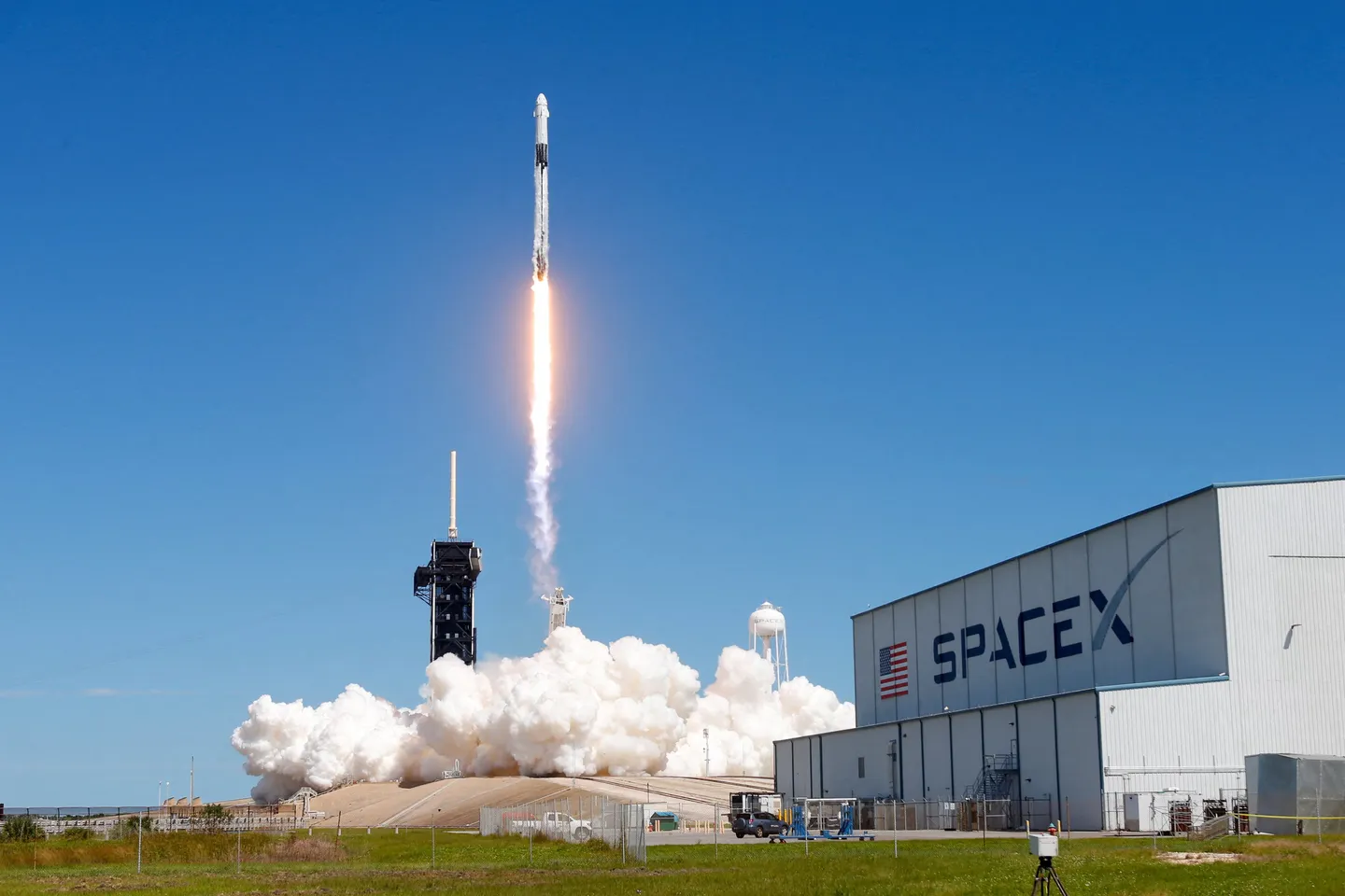 Без SpaceX — только «Союзы»