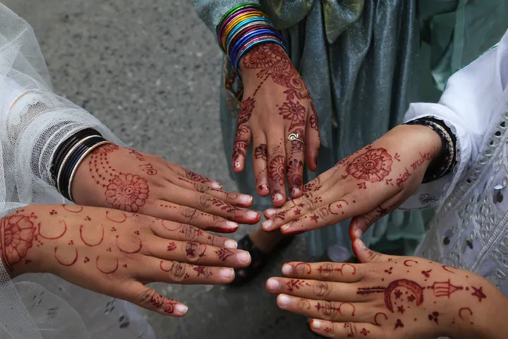 Idul Adha dulu dan sekarang: Dari pasar kambing hingga kurban online