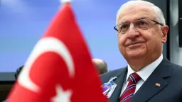 Wasiirka Difaaca Turkiga: Waxaan sii wadeynaa dadaallada si xabbad-joojin waarta looga gaaro Yukrayn