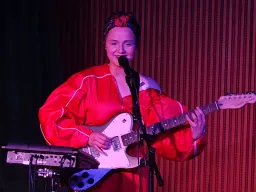 De Casa à Gaza: l’artiste Roufaida chante l’humanité des Palestiniens
