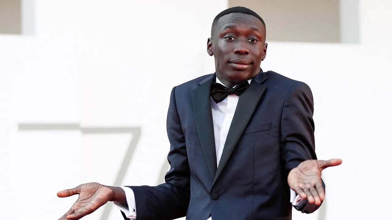 Imigração dos EUA detém popular TikToker Khaby Lame