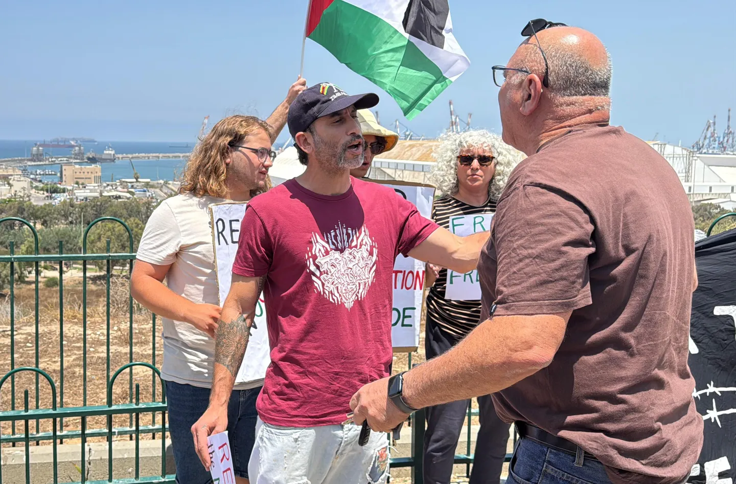 Aktivisti protestirali u luci Ashdod nakon izraelskog presretanja humanitarnog broda za Gazu