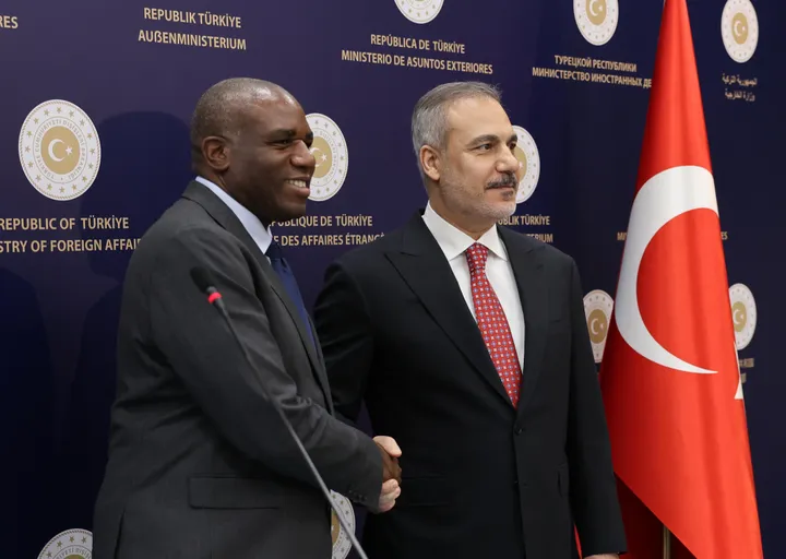 Top British diplomat praises Türkiye’s role in regional stability, Ukraine peace efforts