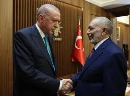 Presidenti turk pret kryetarin e Parlamentit irakian