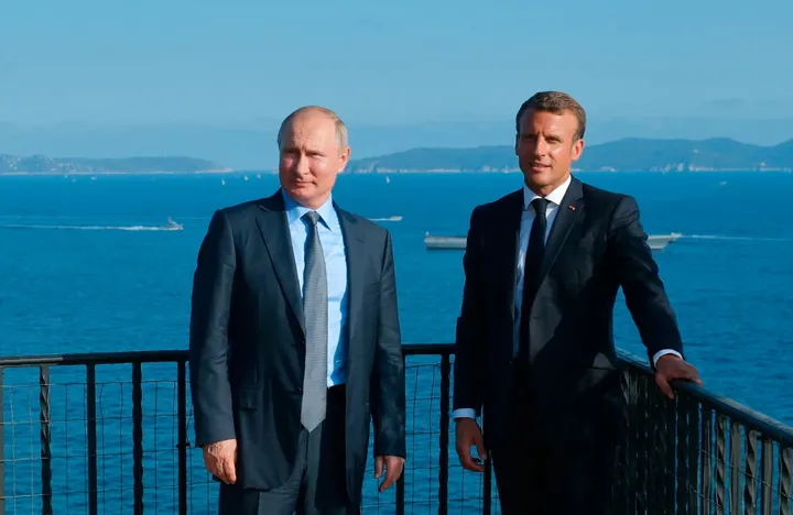 Путин и Макрон разговарале за нуклеарната програма на Иран и за Украина