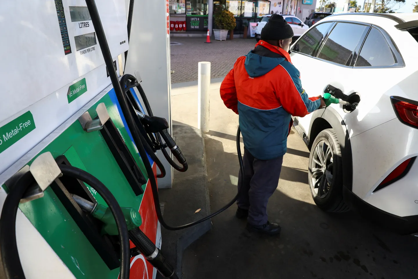 Gharama za petroli zashuka nchini Tanzania