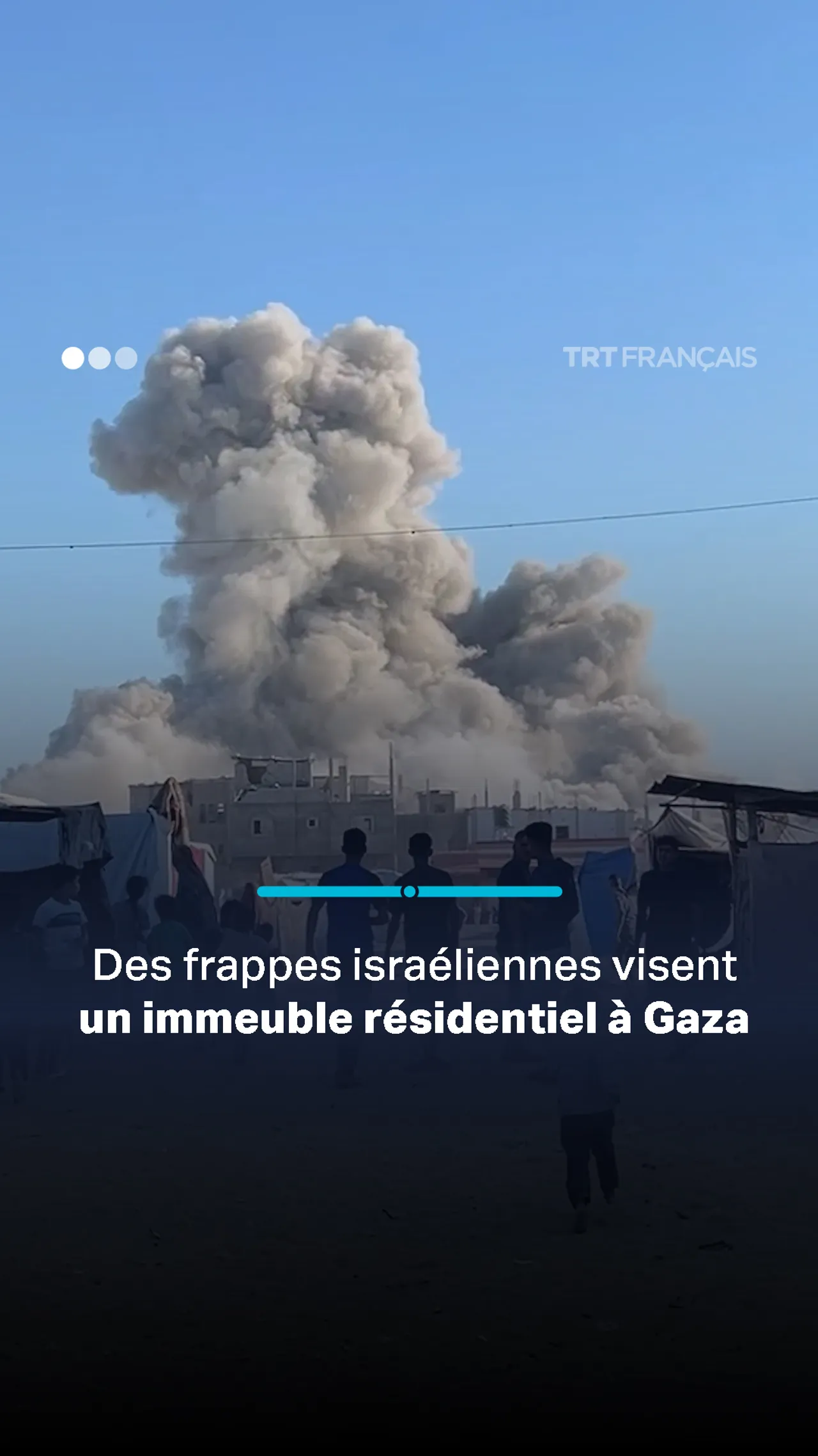 Une frappe endommage des tentes de fortune près d’un hôpital de Gaza