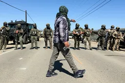 ICE agents clash with clinic staff during detention of Honduran migrant in California