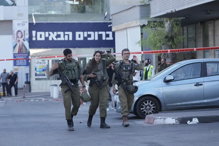 Israeli army abducts 35 Palestinians, including children, in occupied West Bank incursion