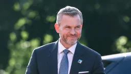 Slovakia president to train as soldier for two weeks