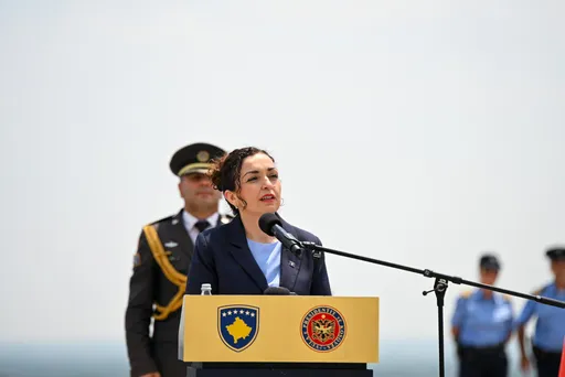 Presidentja Osmani: Kosova qëndron me Nënat e Srebrenicës