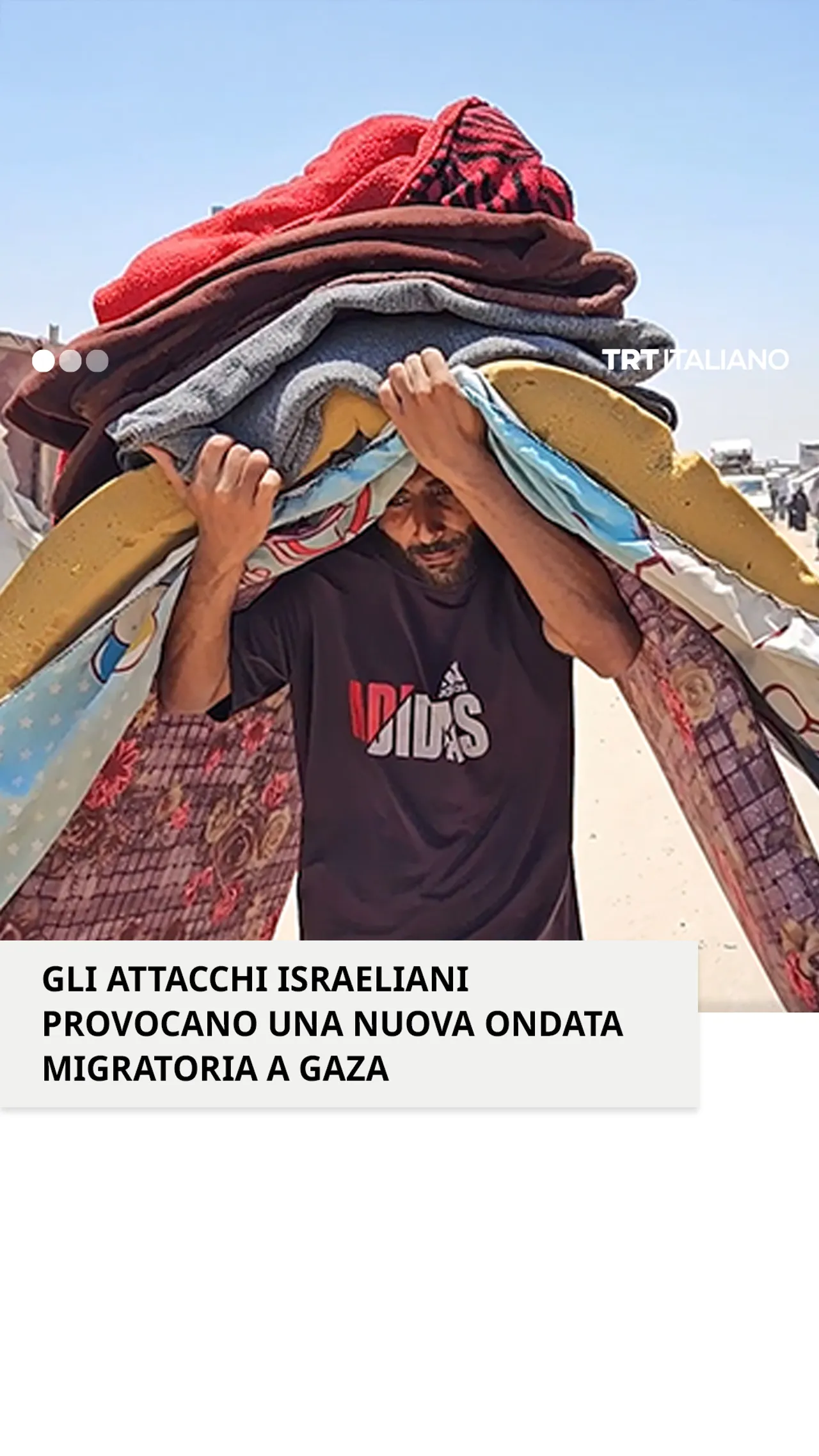 Gli attacchi israeliani provocano una nuova ondata migratoria a Gaza