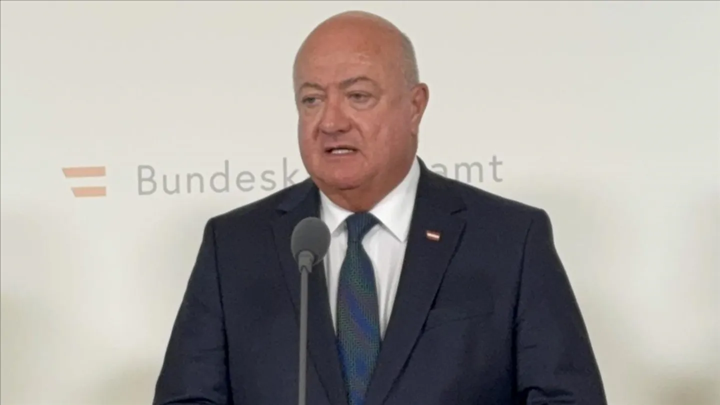 Austrijski kancelar Stocker: Moramo sačuvati sjećanje na ubijene u Srebrenici