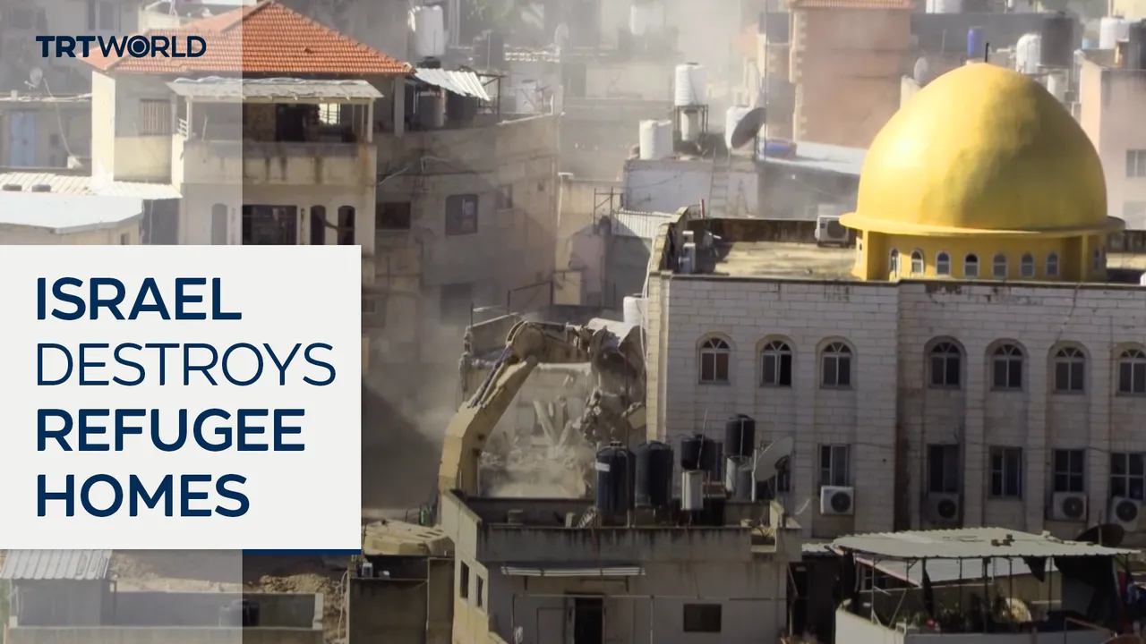 Israel tears down Palestinian homes in Tulkarem refugee camp