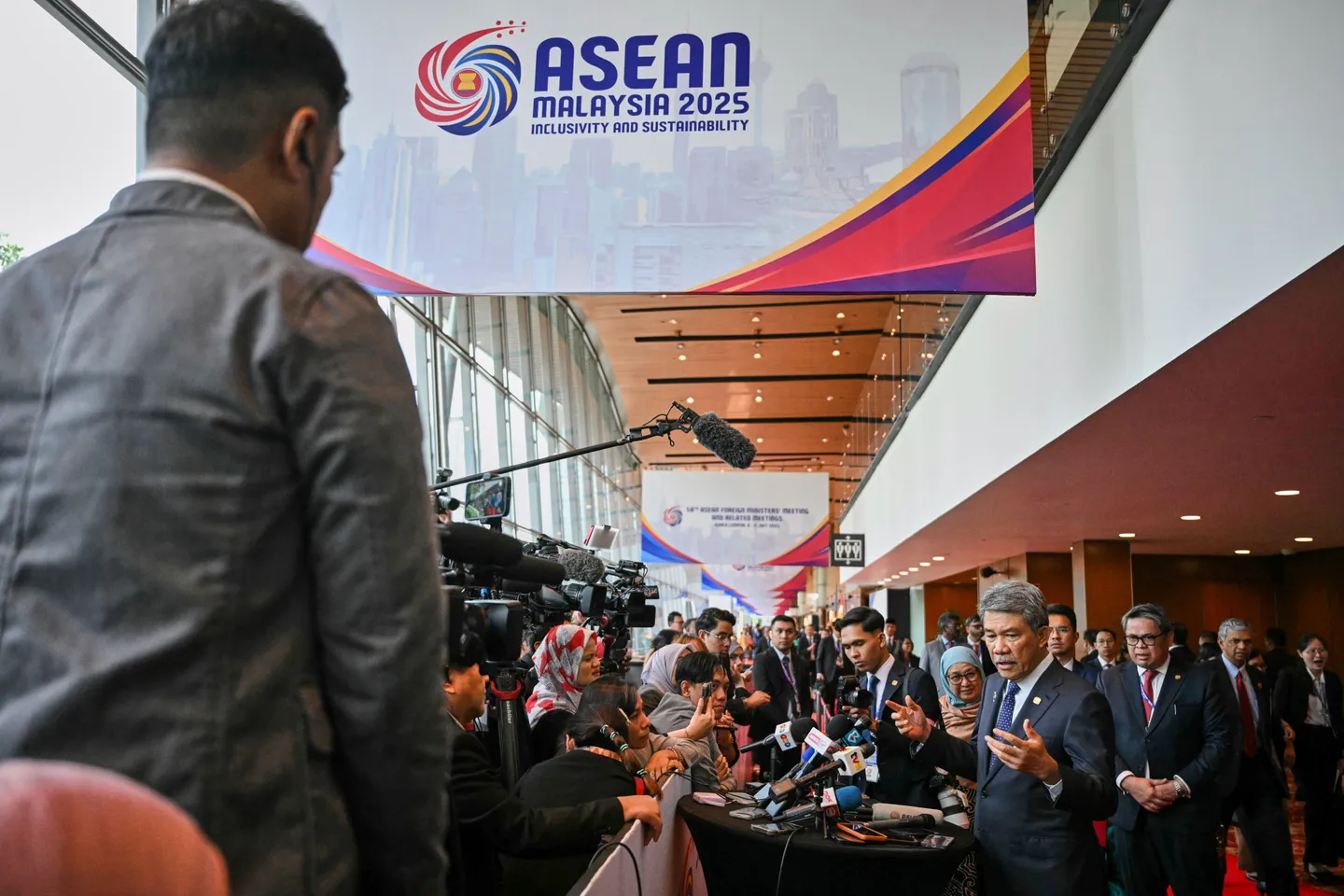 Sentraliti ASEAN perlu dipertahankan demi kesejahteraan serantau – Menteri Luar Malaysia
