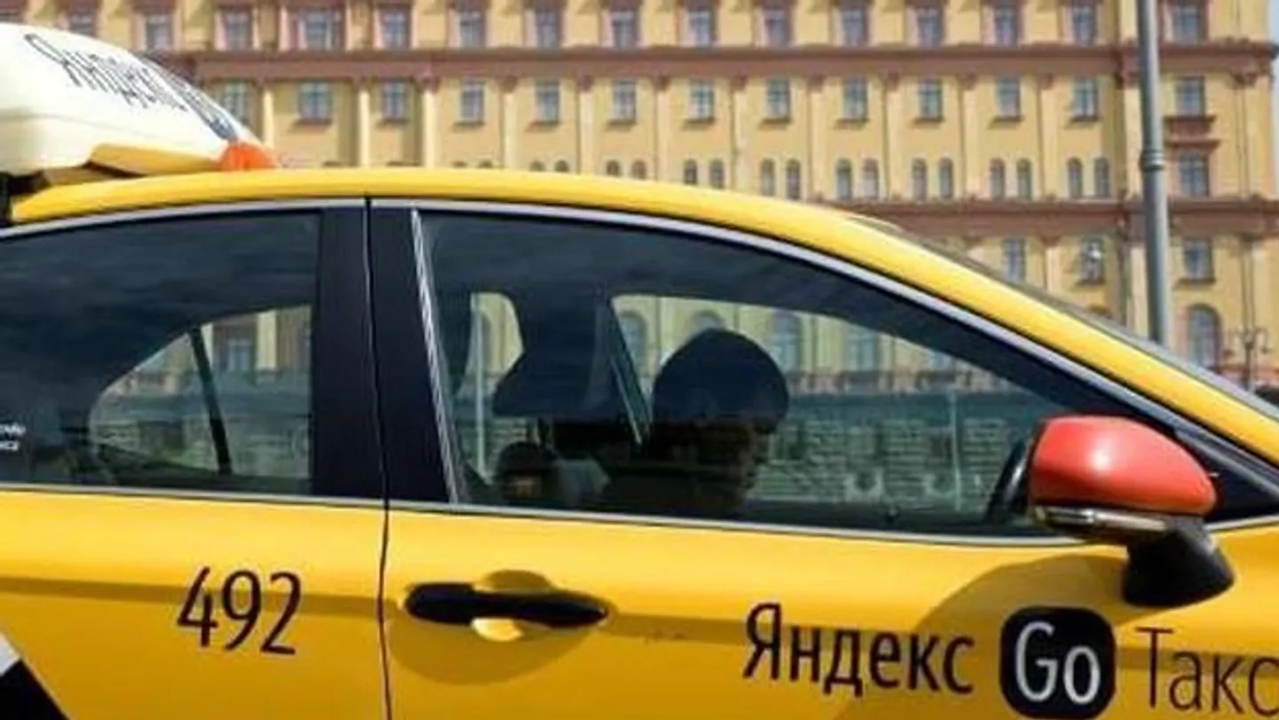 В Петербурге не решились лишать мигрантов права работать за рулем