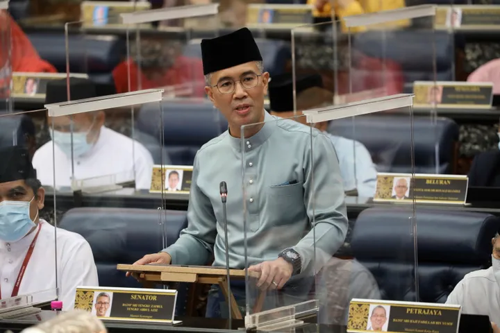 Perdagangan Malaysia catat rekod tertinggi, capai RM2.23 trilion