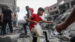 Le nombre de Palestiniens tués dans des centres de distribution d'aide atteint 833