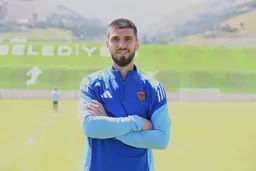 Portieri kosovar i klubit turk të futbollit, Bekaj: Liga Turke ndryshe nga ajo e Kosovës