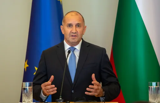 Радев: Внесувањето на Бугарите во Уставот ќе го забрза присоединувањето кон Европската унија