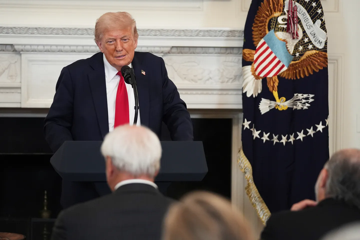 Trump zaprijetio Rusiji carinama od 100 posto ako za 50 dana ne bude mira u Ukrajini