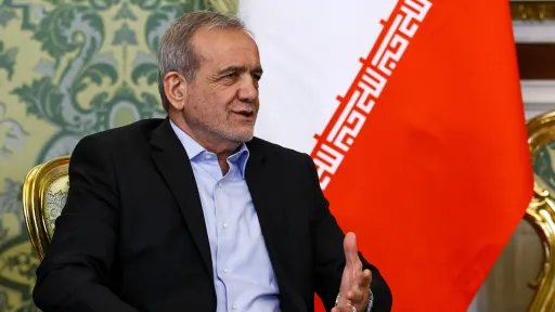 رئیس جمهور ایران: در تلاش هستیم با تقویت مسیر دیپلماسی از تکرار جنگ و درگیری جلوگیری شود
