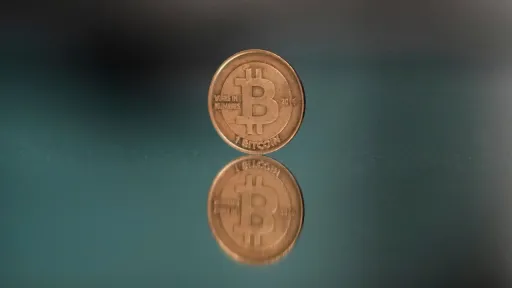 Bitcoin atinge o valor de 120 mil dólares pela primeira vez com expectativa de reforma nos EUA