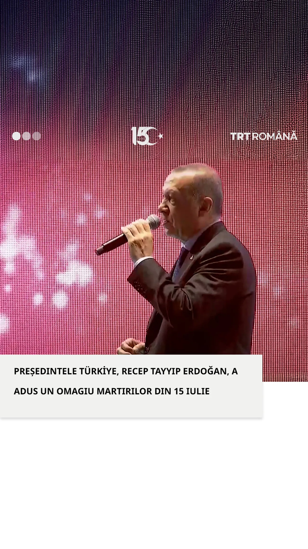 Președintele Recep Tayyıp Erdoğan aduce un omagiu martirilor din 15 iulie