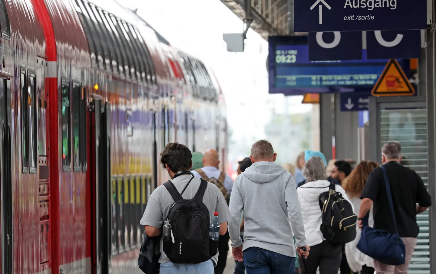 Bahn, Solarstrom, KI – was sich im August ändert