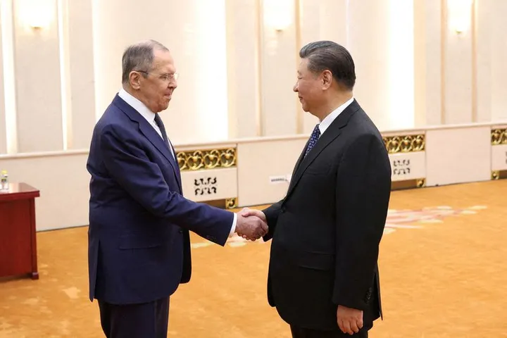 Sergey Lavrov Qıtay däwlät başlığı belän küreşte