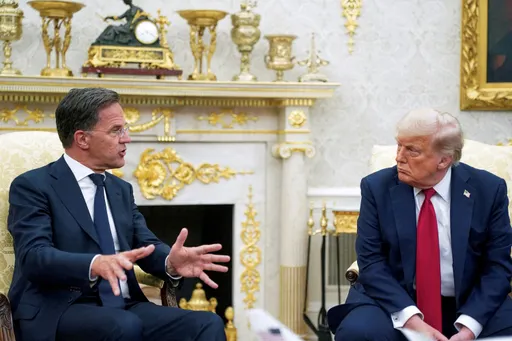 Trump lover USA-våpen til NATO for å hjelpe Ukraina og gir Russland et 50-dagers våpenhvileutimatum