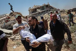 "Cessez de tuer" à Gaza, exhorte une commissaire européenne à Israël
