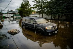 Cheias repentinas em Nova Jersey causam 2 mortos