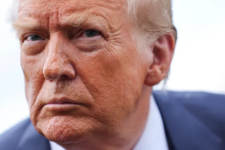 Trump says Zelenskyy should not target Moscow a day after announcing more weapons for Kiev