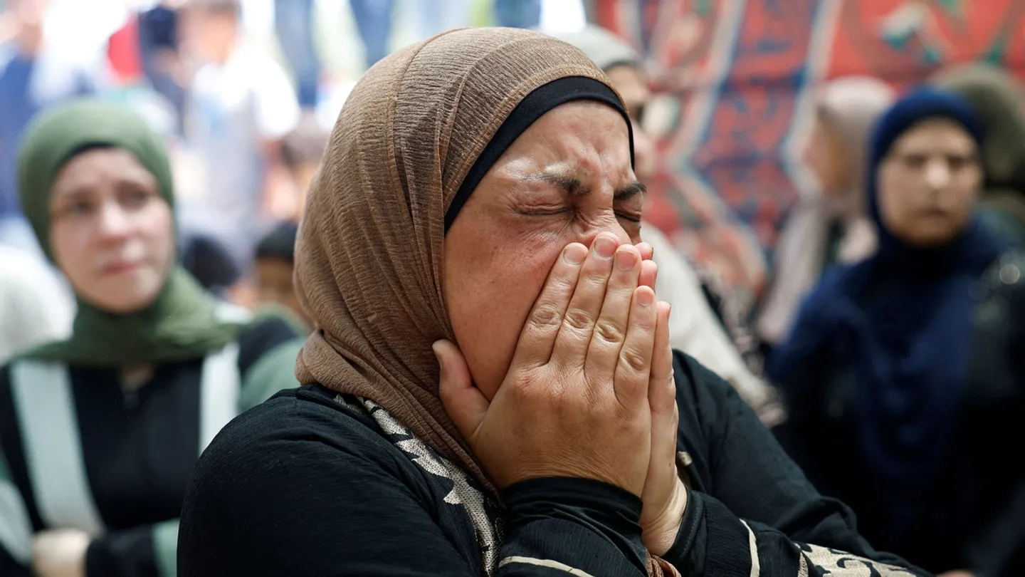 عدوان ممنهج في الضفة.. الاحتلال والمستوطنون ينفذون حملة اعتقالات وتنكيل متكررة بحق الفلسطينيين