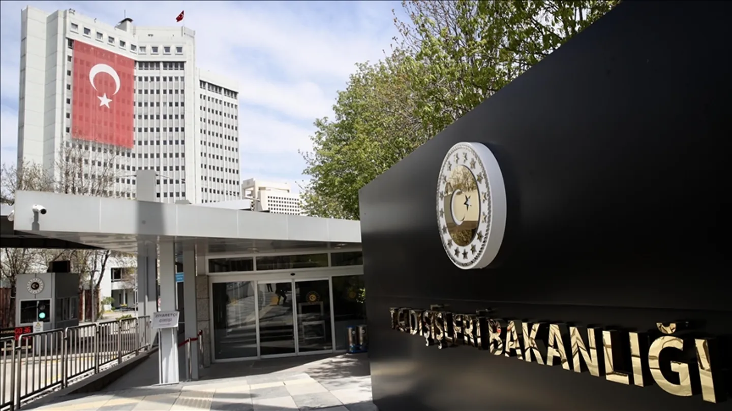 Türkiye reagon ndaj sulmeve izraelite në Damaskun qendror