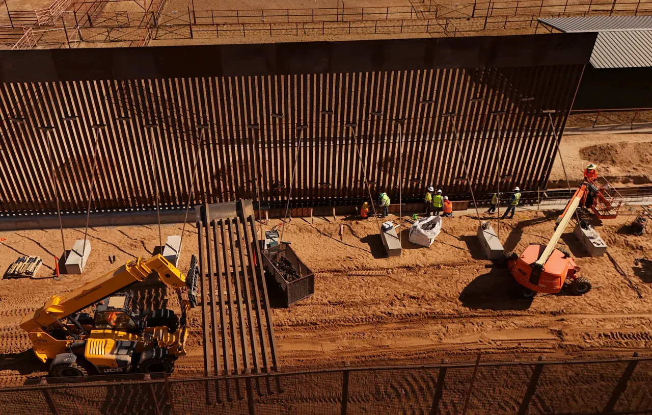 САД почнуваат нова фаза од изградбата на ѕидот на границата со Мексико