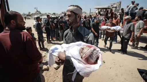 کشته‌شدن بیش از ۵۰ فلسطینی دیگر در حملات اسرائیل به غزه
