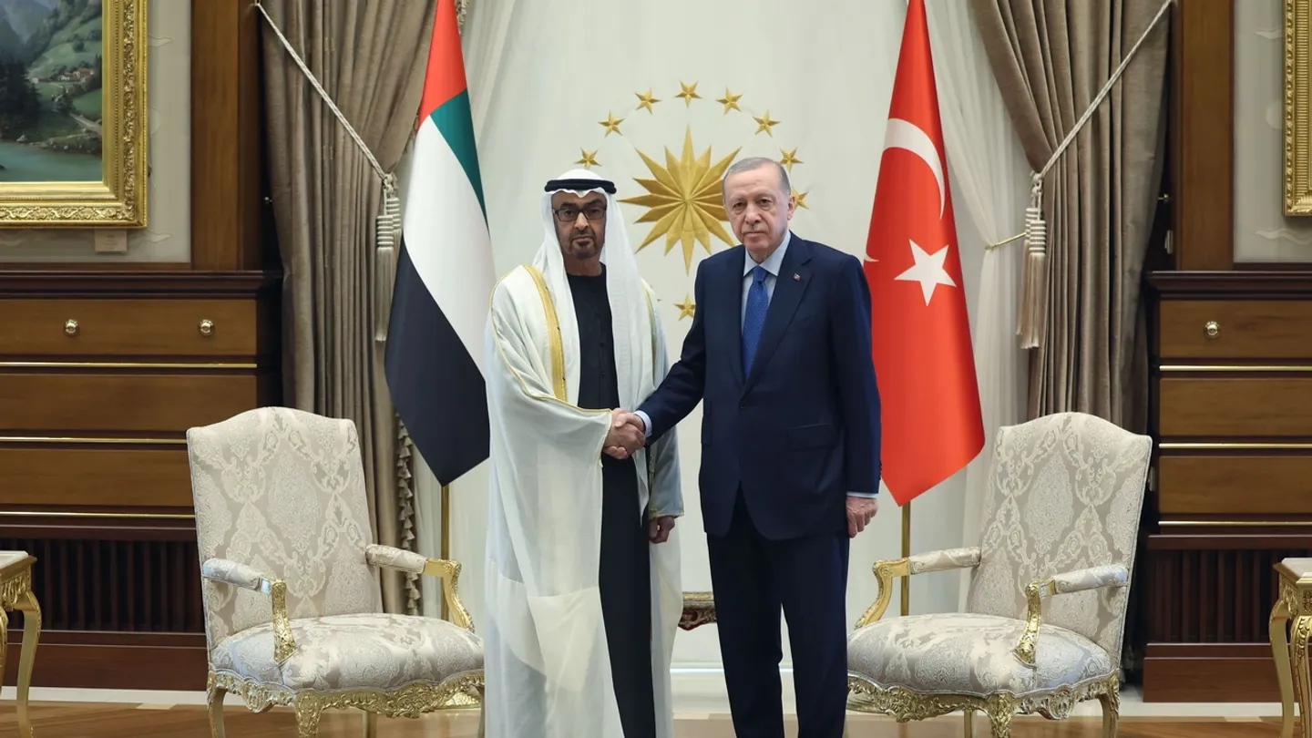 الرئيس أردوغان يستقبل نظيره الإماراتي في أنقرة