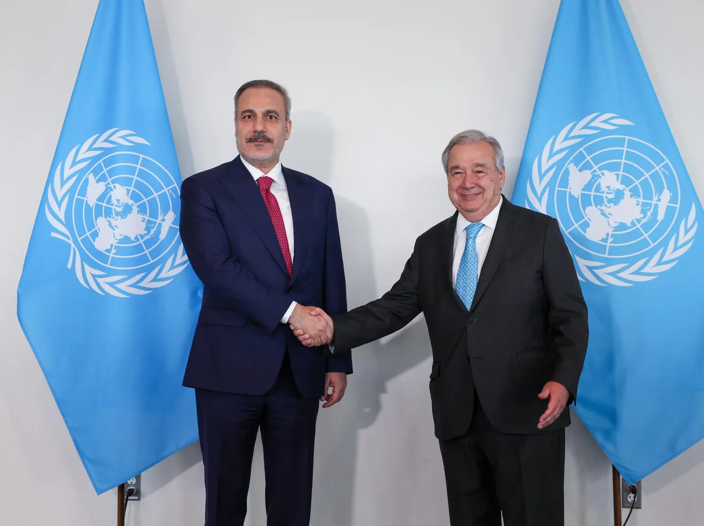 Ministri i Jashtëm turk takohet me Sekretarin e Përgjithshëm të OKB-së në New York
