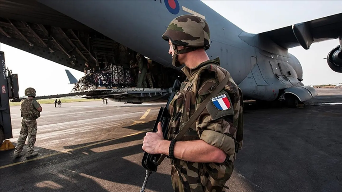 France hands over last military bases in Senegal