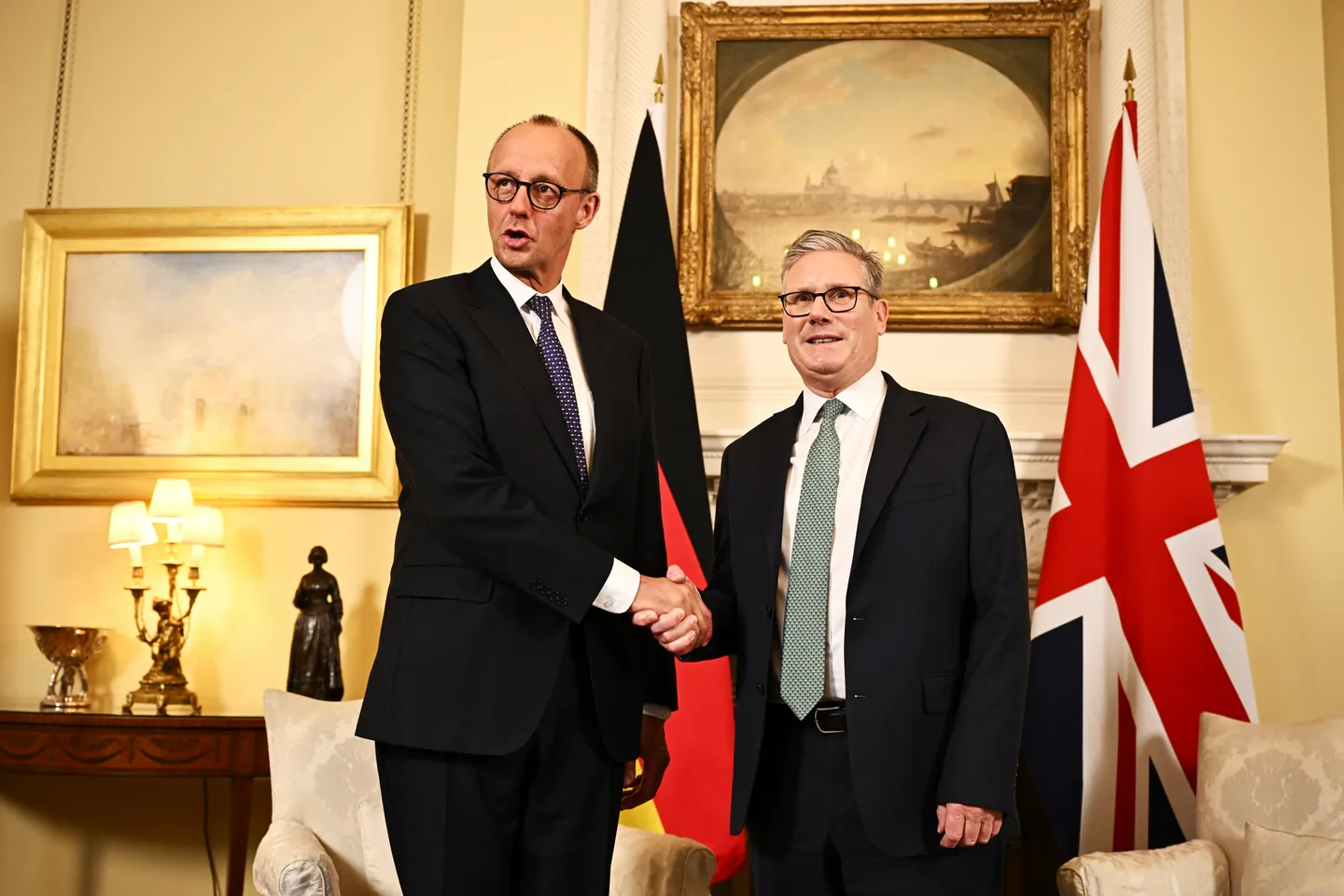 Merz in London: Deutschland und Großbritannien unterzeichnen Freundschaftsvertrag