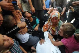U novim izraelskim napadima ubijeno najmanje 17 Palestinaca širom Pojasa Gaze