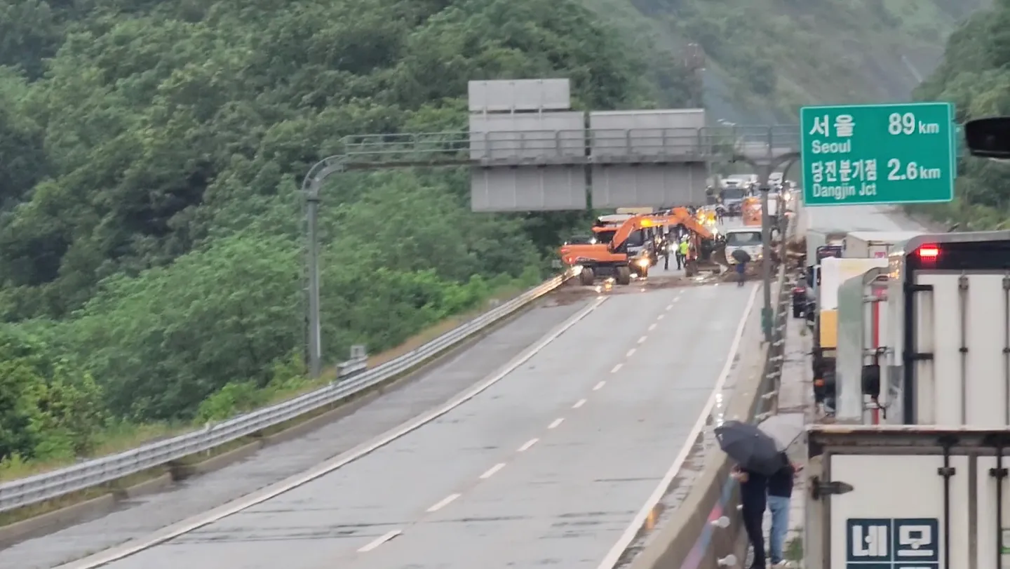 대한민국, 아프리카돼지열병 6번째 발생에 적색경보 발령