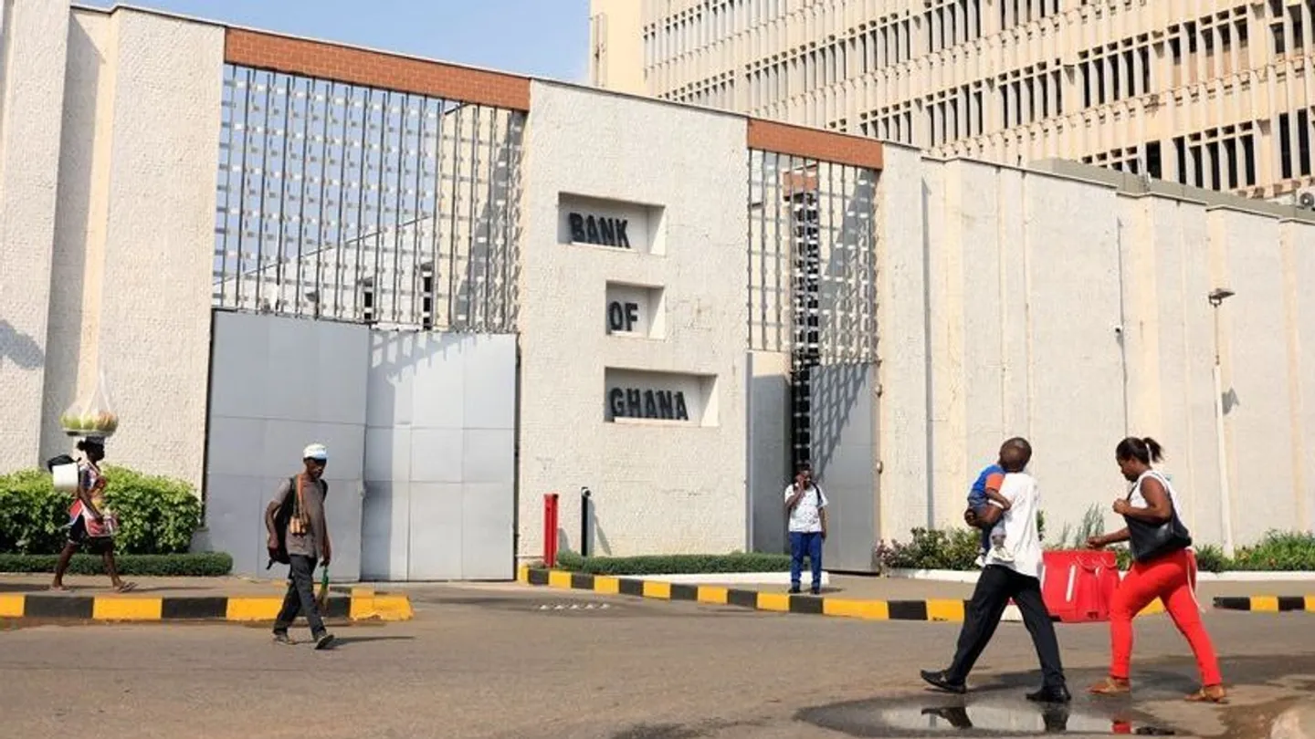 Ghana central bank convenes emergency meeting on economy